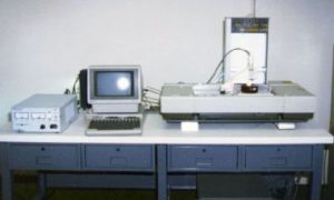SLA-1，第一台3D打印机。