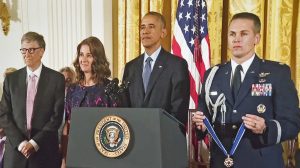 梅琳达和比尔·盖茨与巴拉克·奥巴马