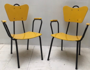 Jacques Hitier为Tubauto设计的一套2张椅子