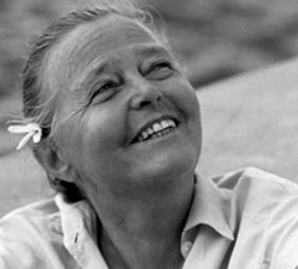 夏洛特·佩里安德:女建筑师微笑的肖像。
