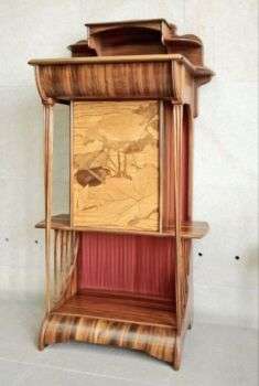 Musée d'Orsay: Piece of furniture made out of wood.