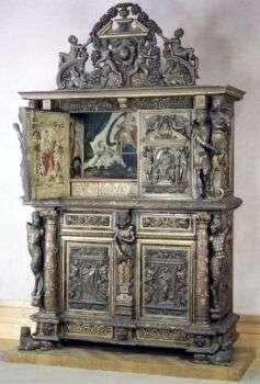 Cabinet, Style de Hugues Sambin (français, gris ca. 1520–1601 Dijon), noyer sculpté, peint et doré, français.