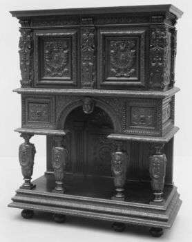Cabinet, Style de Hugues Sambin (français, gris ca. 1520–1601 Dijon), noyer, français.