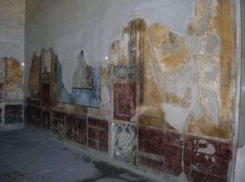 在斯塔比亚城堡的意大利城和阿里安娜别墅的壁画。